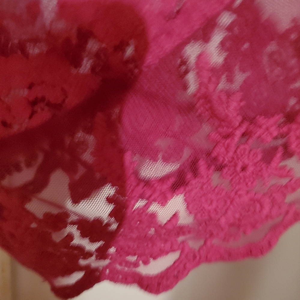 Lace tunic - Picture 3 of 5